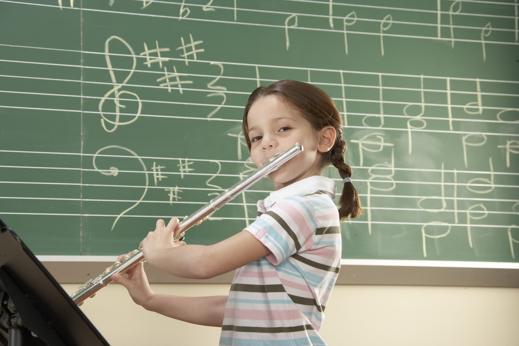 Des cours de musique pour augmenter la réussite scolaire des enfants ?