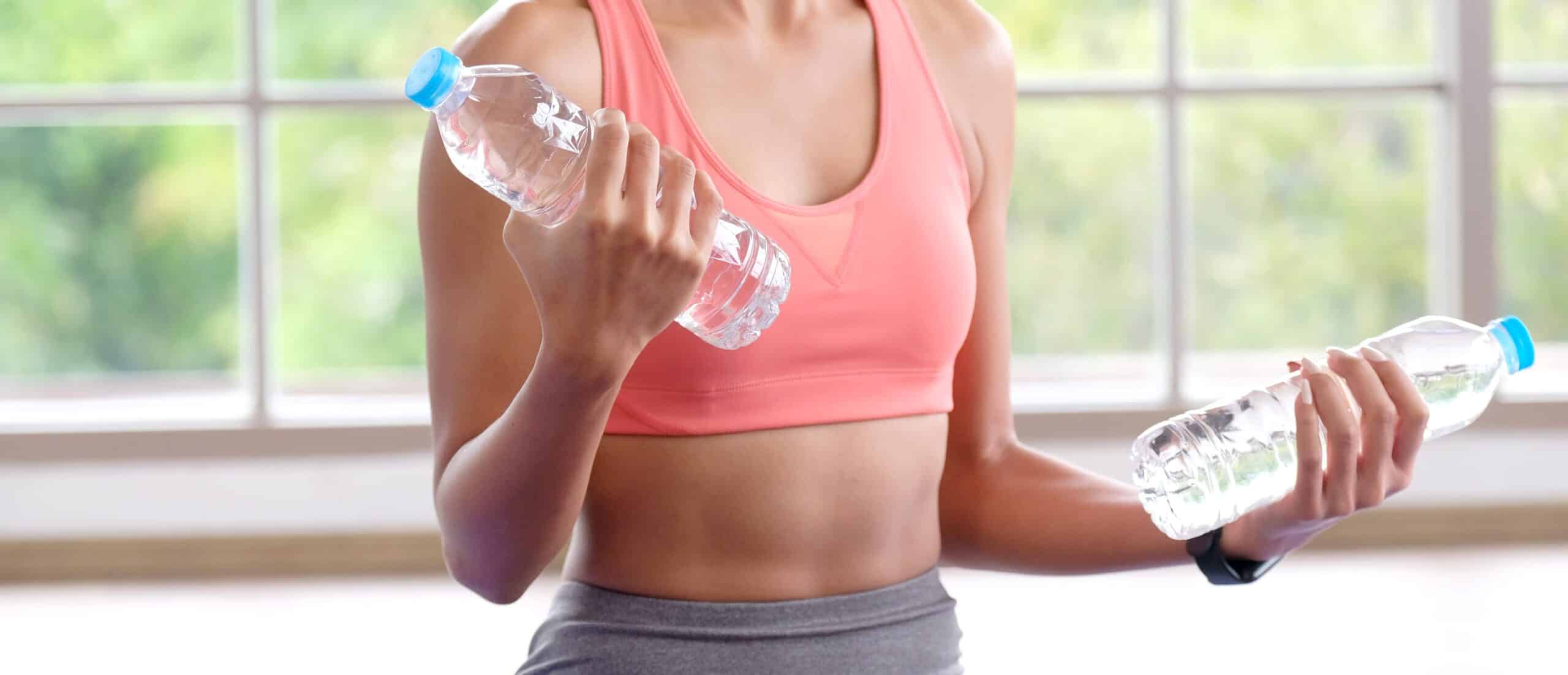 6 exercices pour muscler vos bras à la maison (sans matériel)